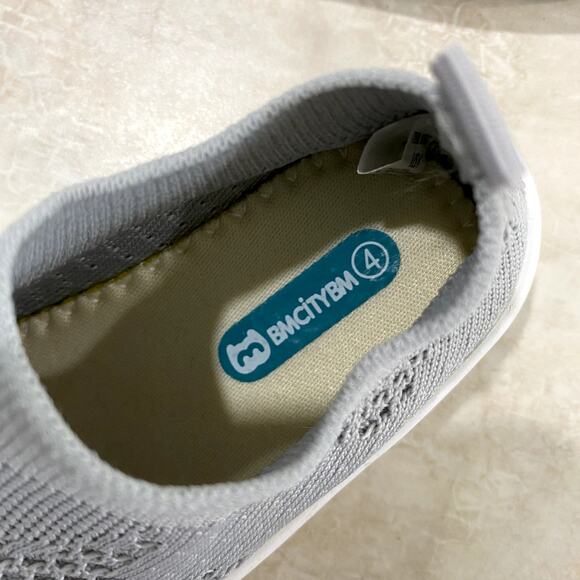 Baby Sneakers Girls Boys Lightweight Breathable Mesh Shoes Size 4 - Picture 7 of 8